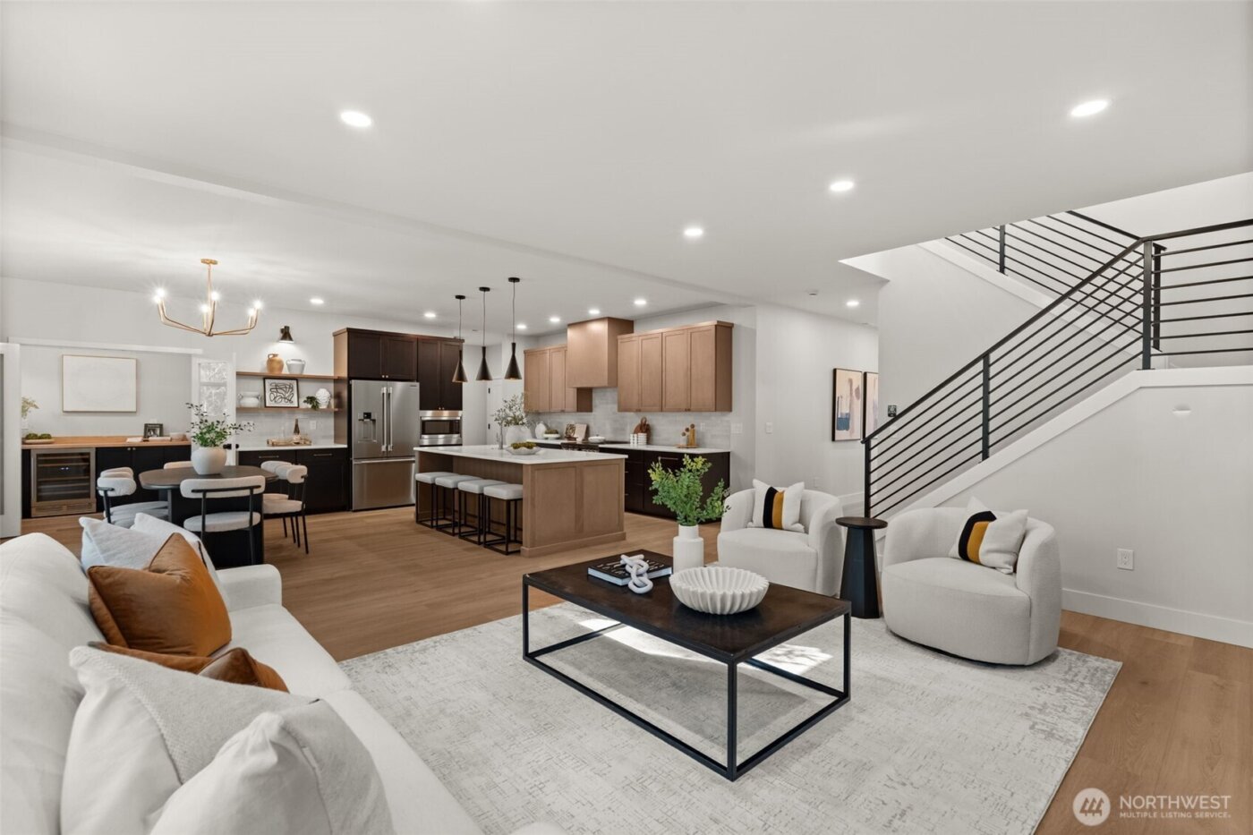 630 8th Avenue , Fox Island, WA 98333-9737