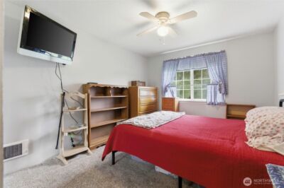 17631 Jordan Street SW, Rochester, WA 98579 - Photo 16