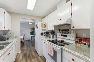 17631 Jordan Street SW, Rochester, WA 98579 - Photo 10