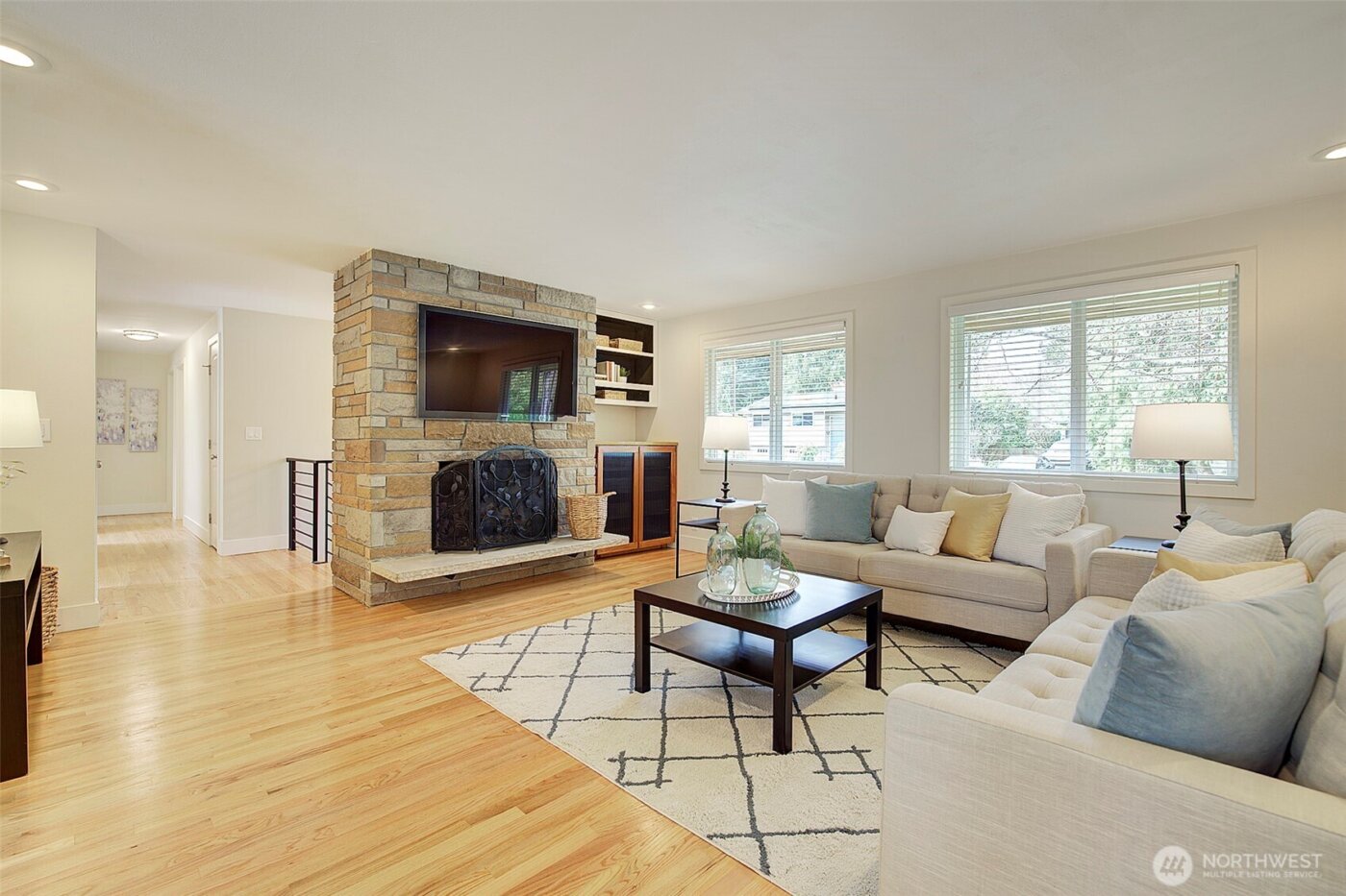 19807 83rd Place W, Edmonds, WA 98026