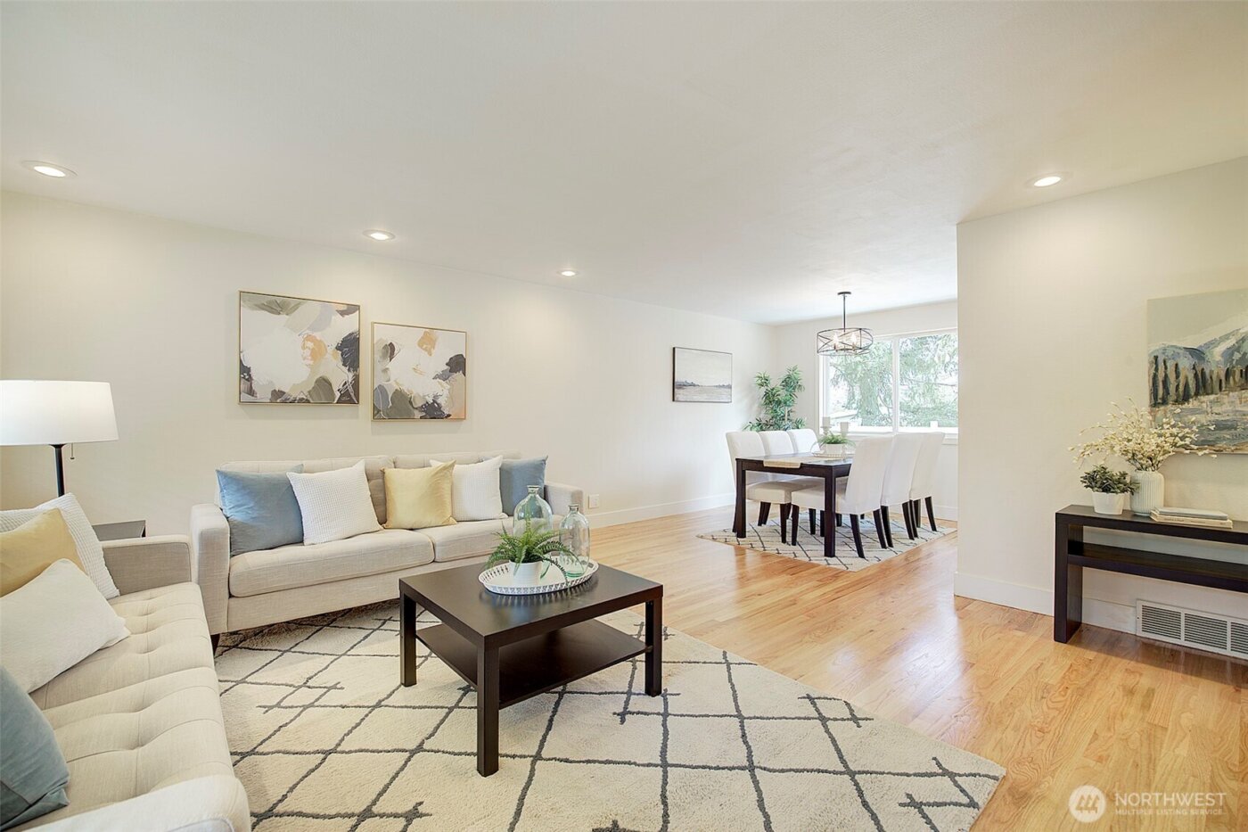 19807 83rd Place W, Edmonds, WA 98026