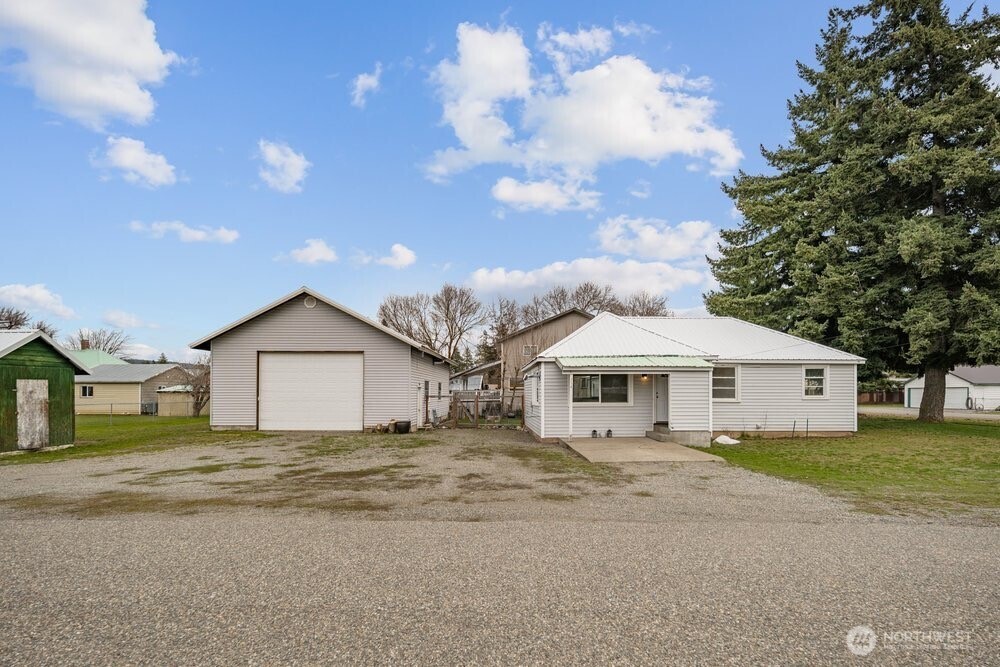 714 Madison Avenue , South Cle Elum, WA 98943