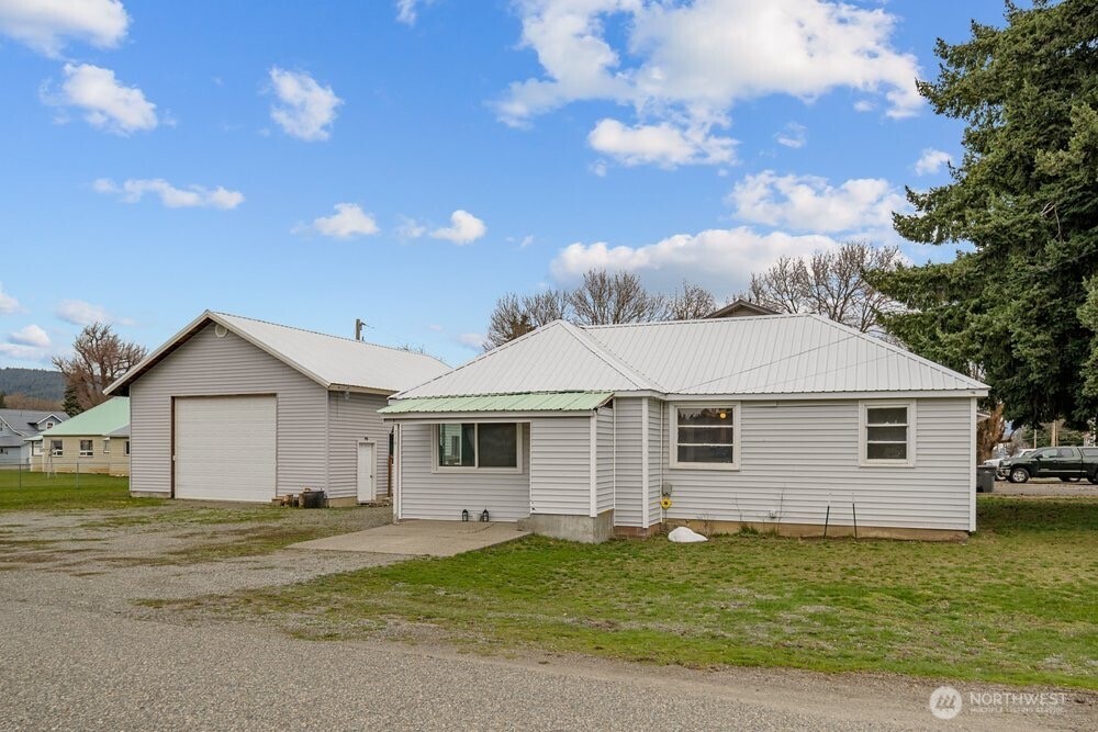 714 Madison Avenue , South Cle Elum, WA 98943