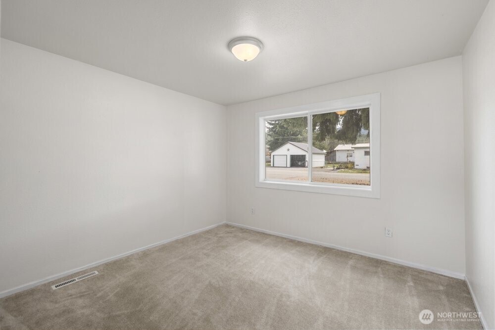 714 Madison Avenue , South Cle Elum, WA 98943