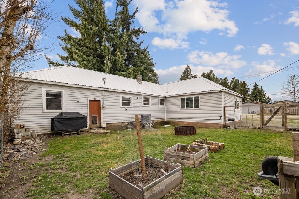 714 Madison Avenue , South Cle Elum, WA 98943
