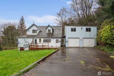 728 Dakota Street , Raymond, WA 98577