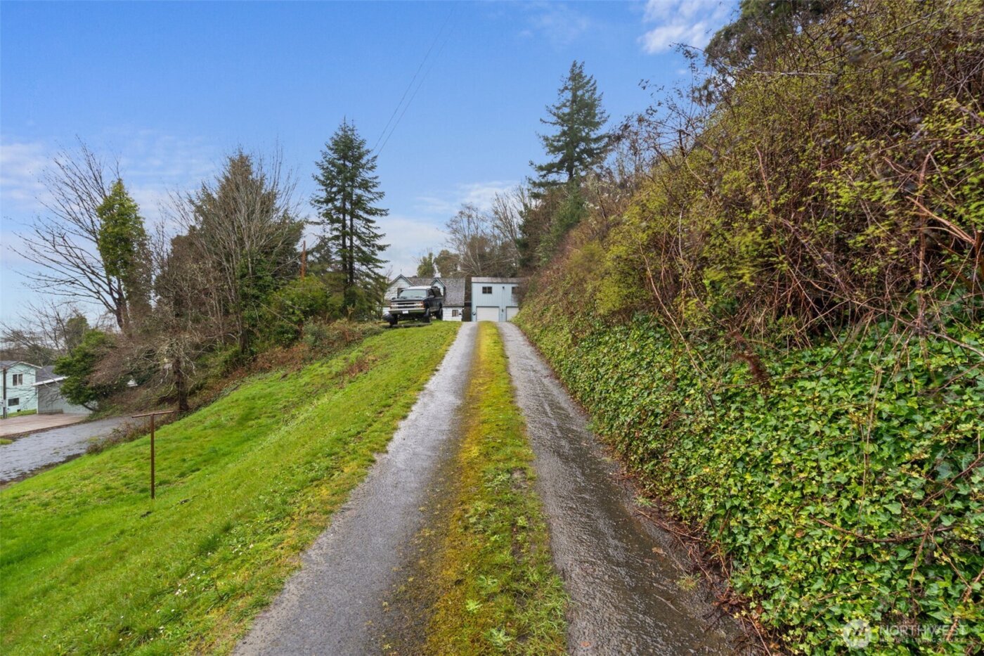 728 Dakota Street , Raymond, WA 98577