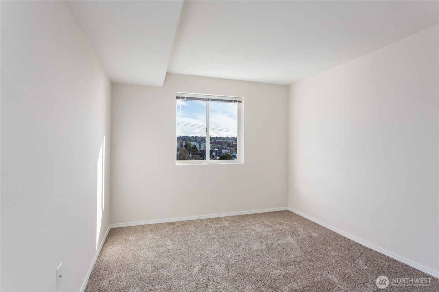 2522 Rucker Avenue #403, Everett, WA 98201