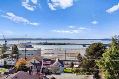 2522 Rucker Avenue #403, Everett, WA 98201