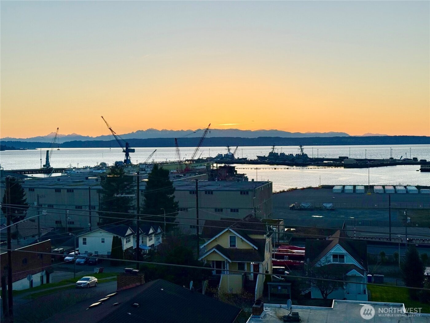 2522 Rucker Avenue #403, Everett, WA 98201