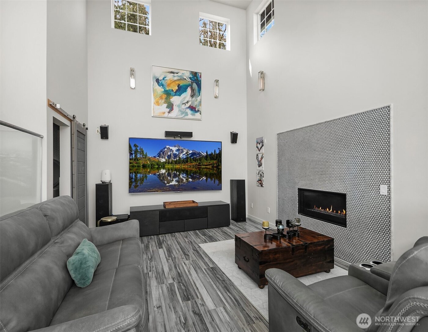 3828 W Lake Sammamish Parkway SE, Bellevue, WA 98008