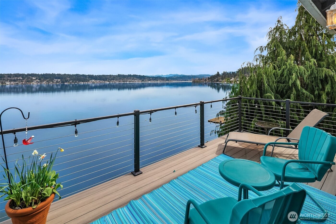 3828 W Lake Sammamish Parkway SE, Bellevue, WA 98008
