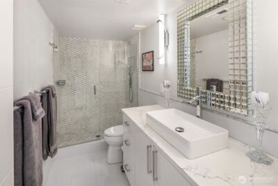 3828 W Lake Sammamish Parkway SE, Bellevue, WA 98008 - Photo 23