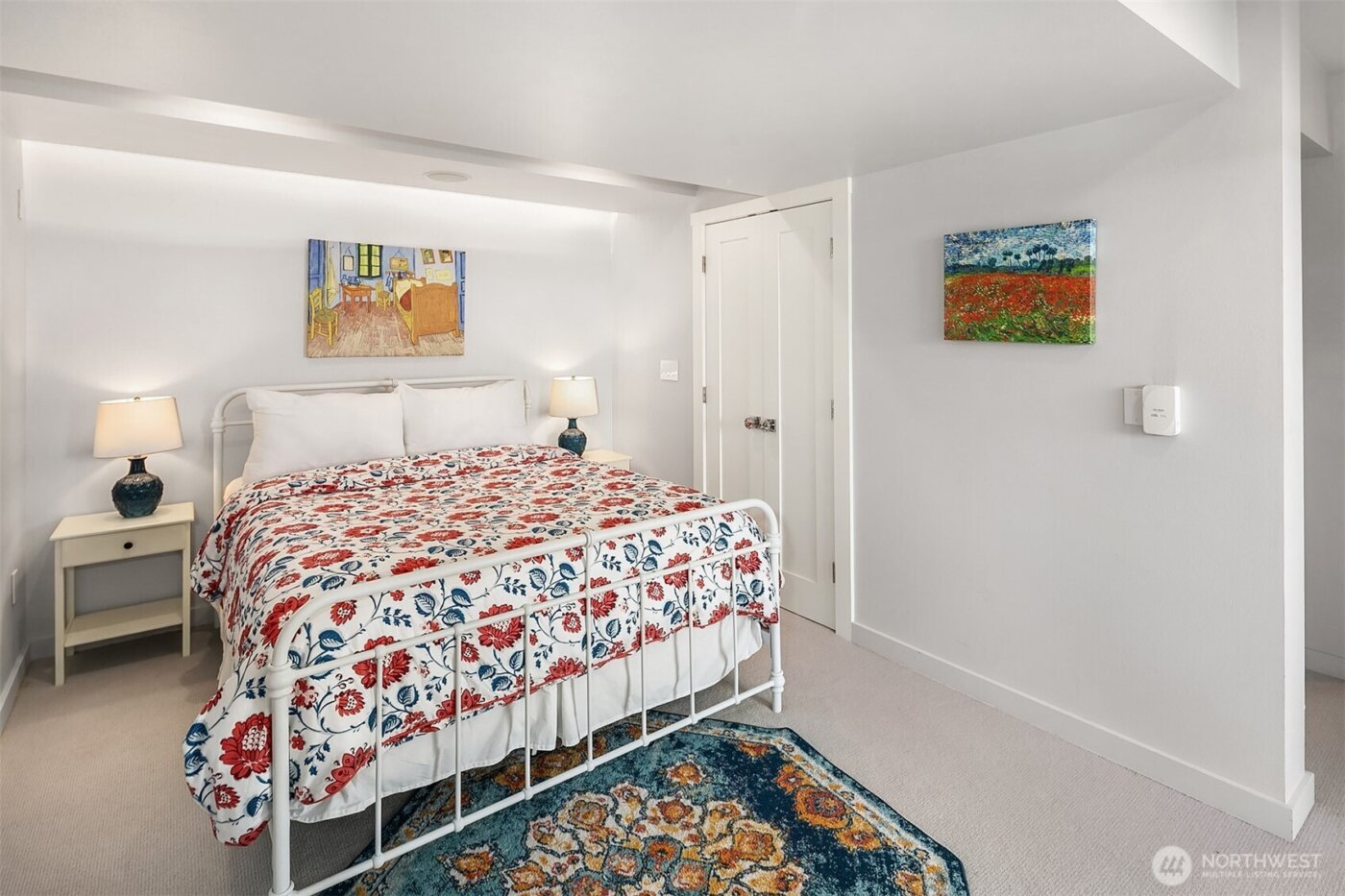 3828 W Lake Sammamish Parkway SE, Bellevue, WA 98008