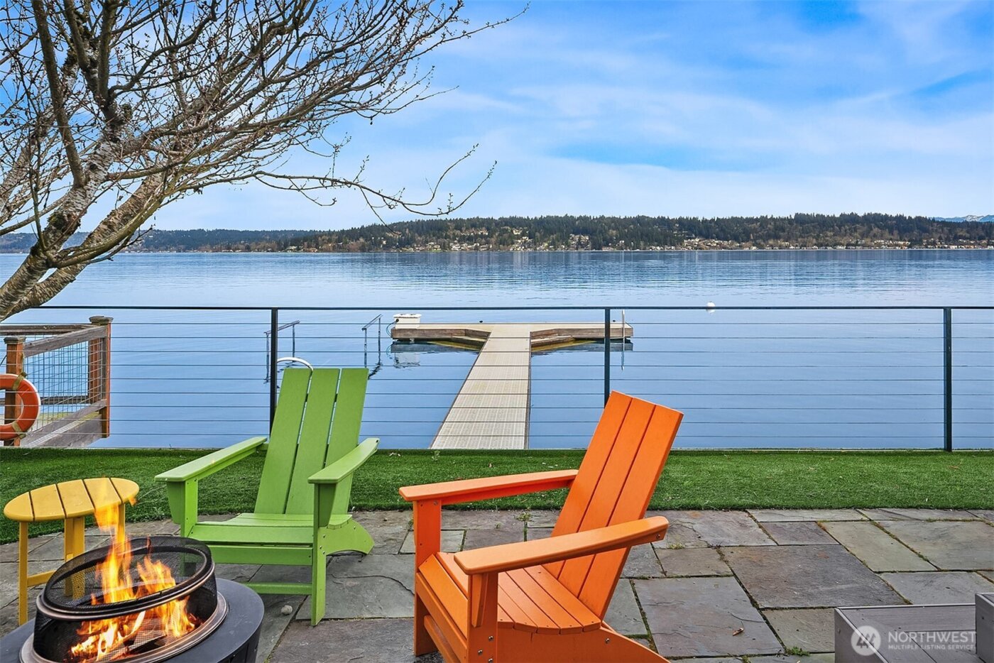 3828 W Lake Sammamish Parkway SE, Bellevue, WA 98008