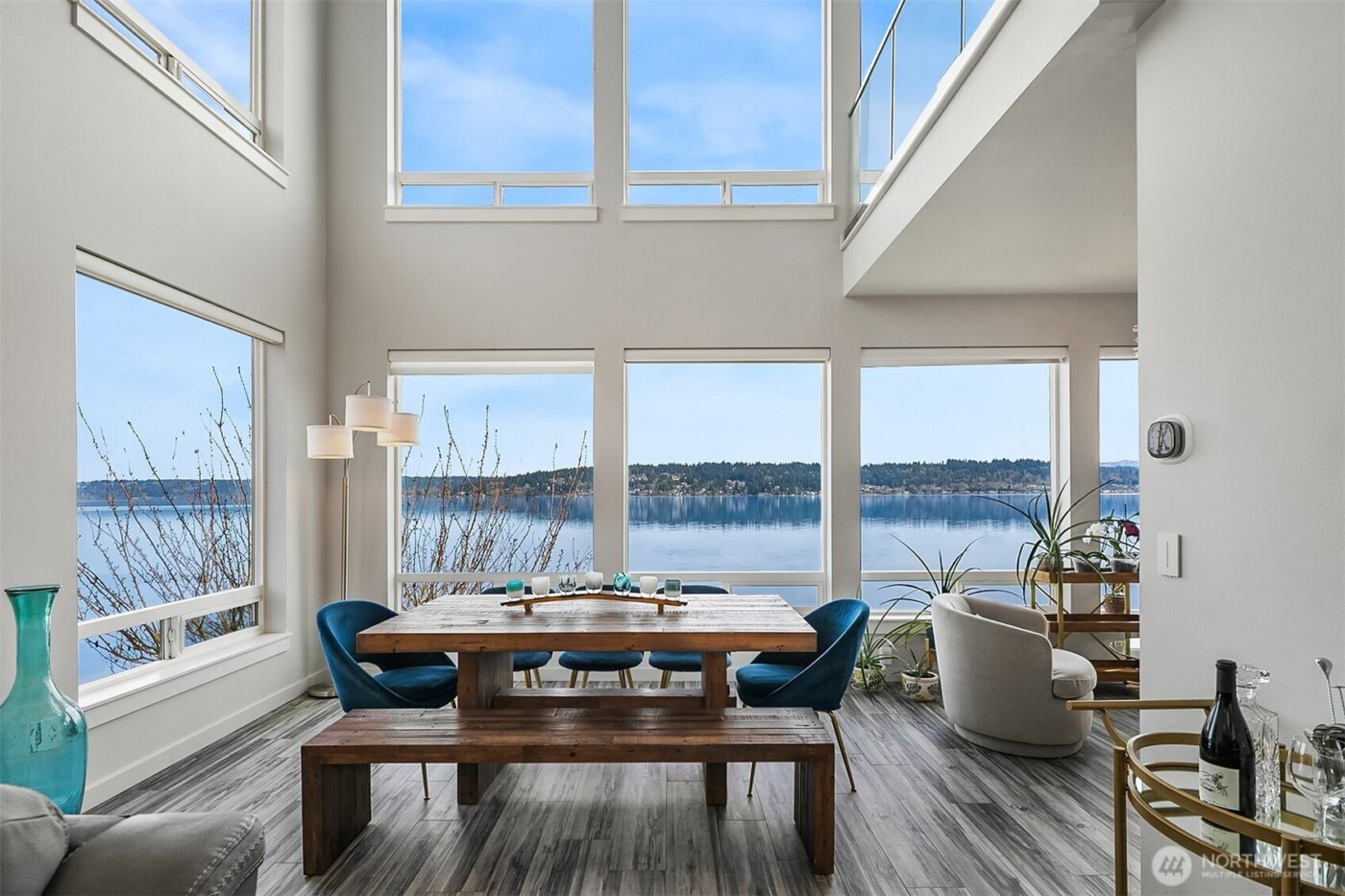 3828 W Lake Sammamish Parkway SE, Bellevue, WA 98008