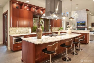 1018 E Lake Sammamish Parkway SE, Sammamish, WA 98075 - Photo 11