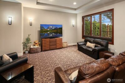 1018 E Lake Sammamish Parkway SE, Sammamish, WA 98075 - Photo 14