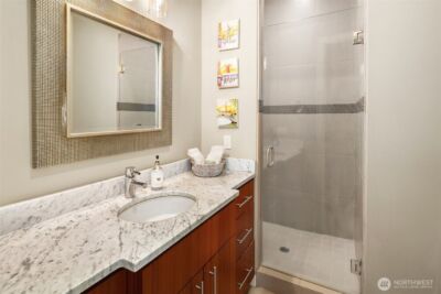 1018 E Lake Sammamish Parkway SE, Sammamish, WA 98075 - Photo 18