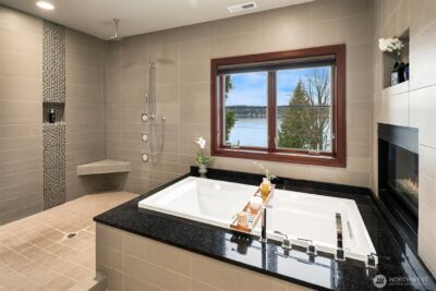 1018 E Lake Sammamish Parkway SE, Sammamish, WA 98075 - Photo 23