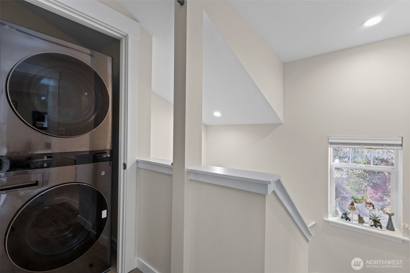 23224 Edmonds Way #107, Edmonds, WA 98026