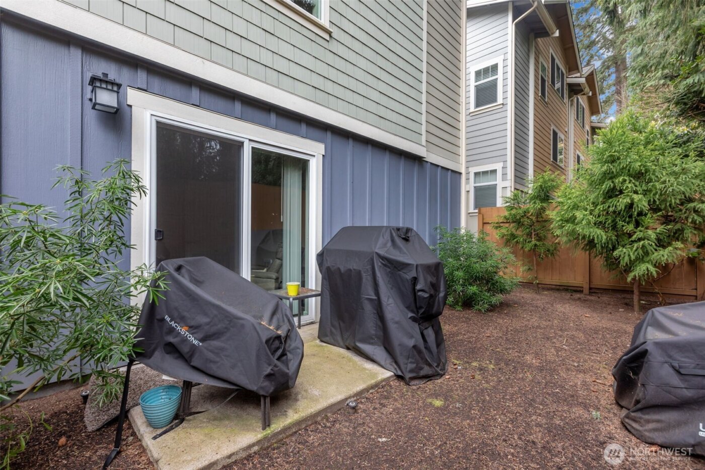 23224 Edmonds Way #107, Edmonds, WA 98026