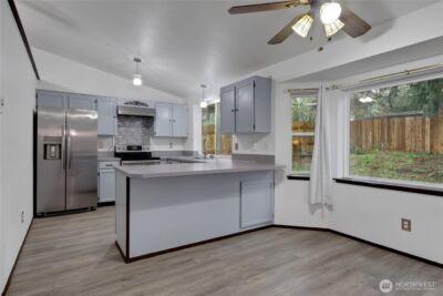 8600 Oxford Avenue SE, Lacey, WA 98503 - Photo 11