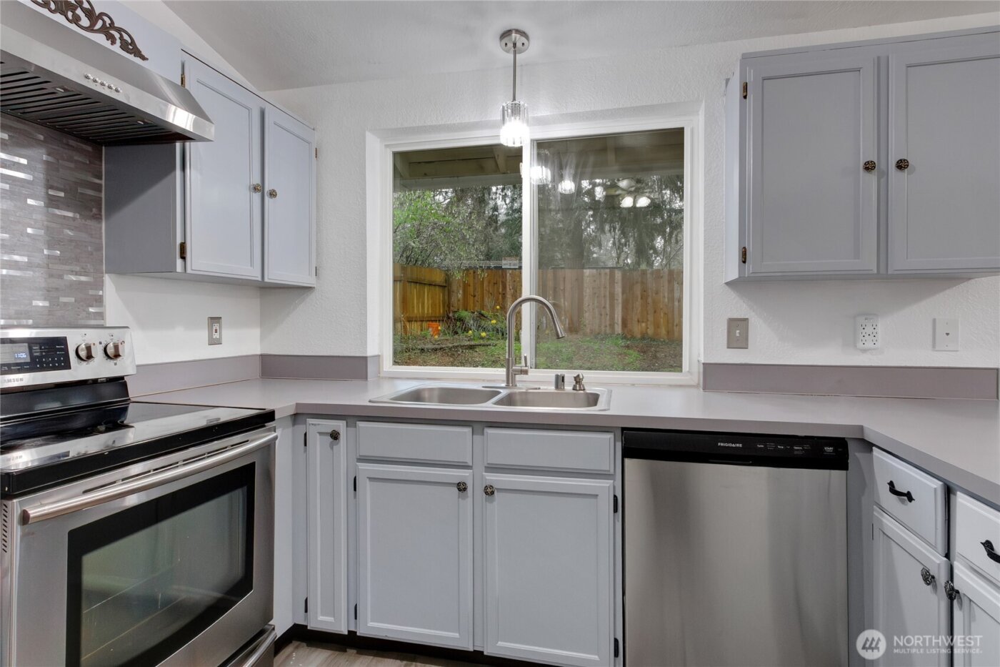 8600 Oxford Avenue SE, Lacey, WA 98503