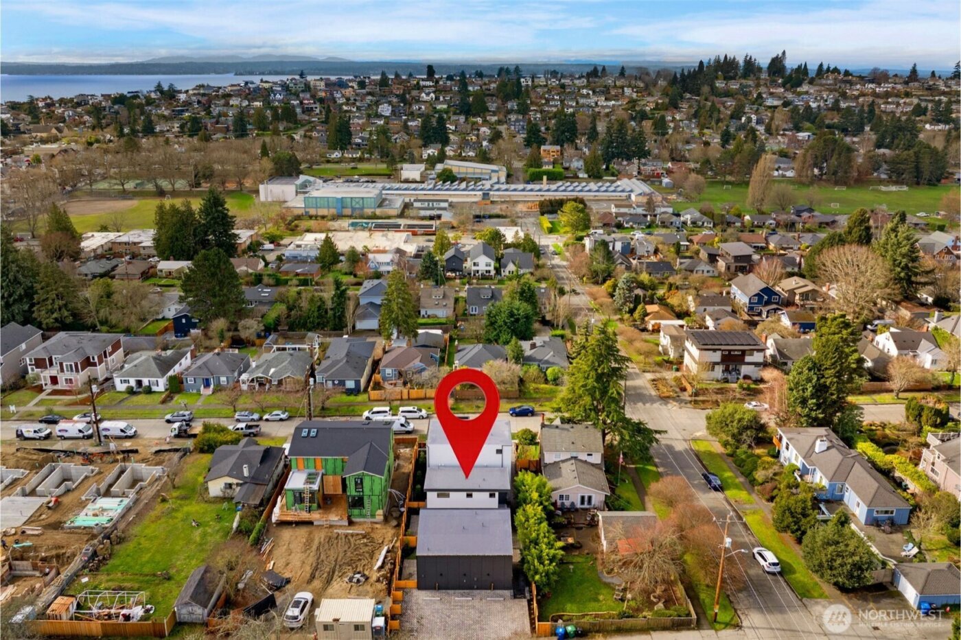 2560 30th Avenue W, Seattle, WA 98199