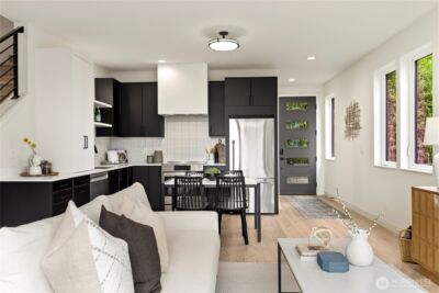 2560 30th Avenue W, Seattle, WA 98199 - Photo 8