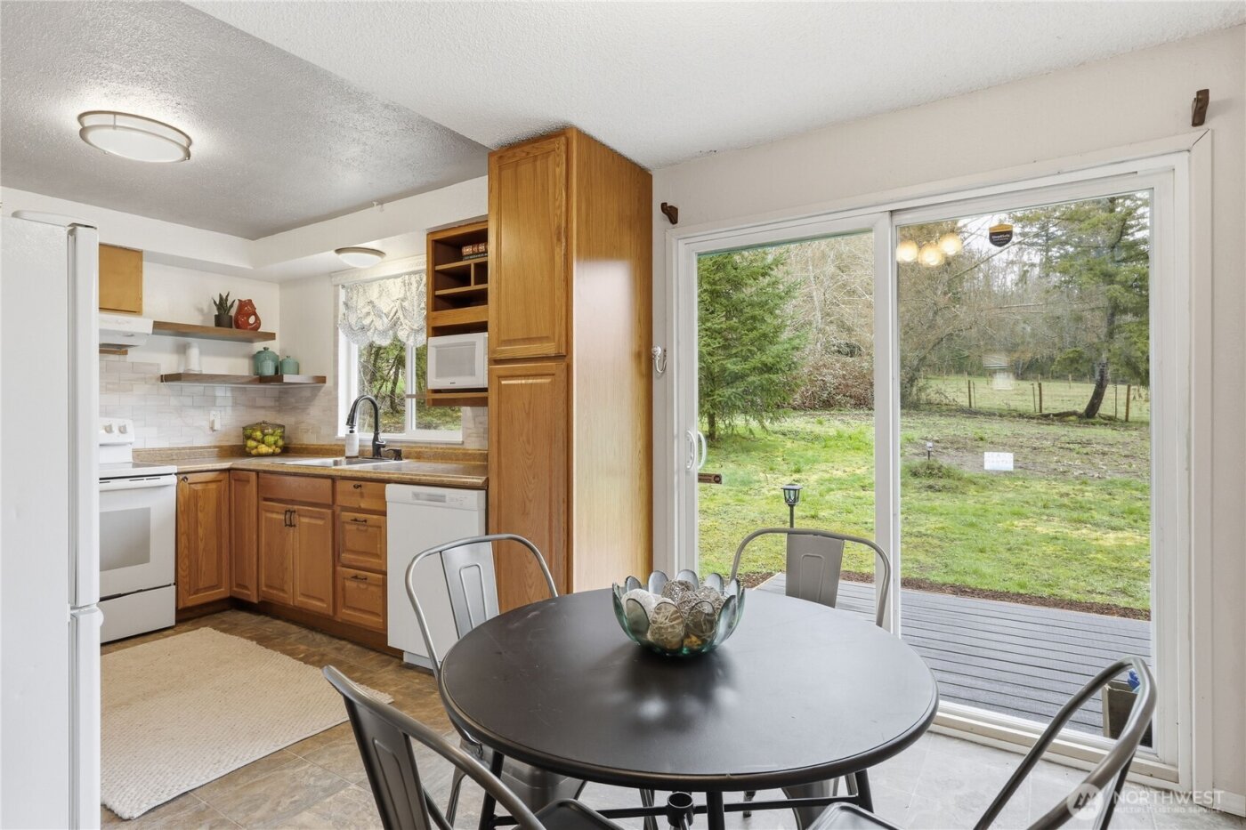 3050 NE Sawdust Hill Road , Poulsbo, WA 98370