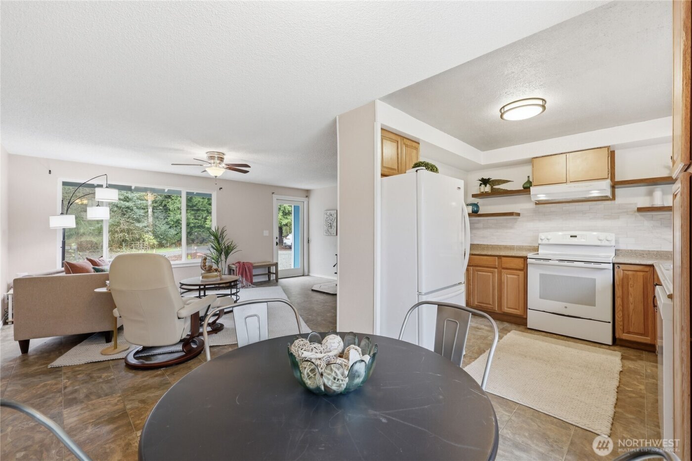 3050 NE Sawdust Hill Road , Poulsbo, WA 98370