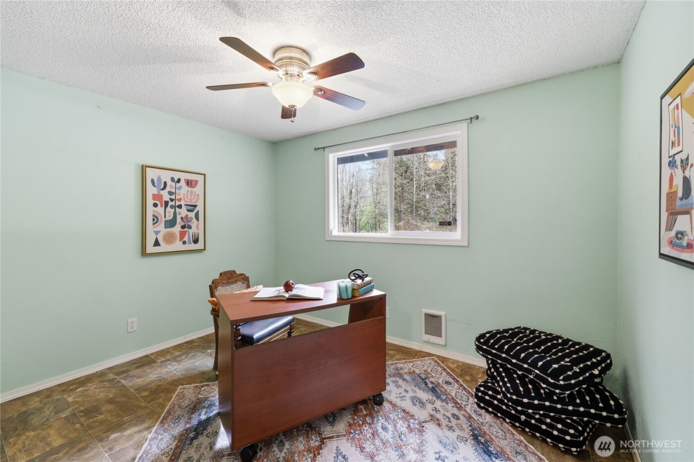 3050 NE Sawdust Hill Road , Poulsbo, WA 98370