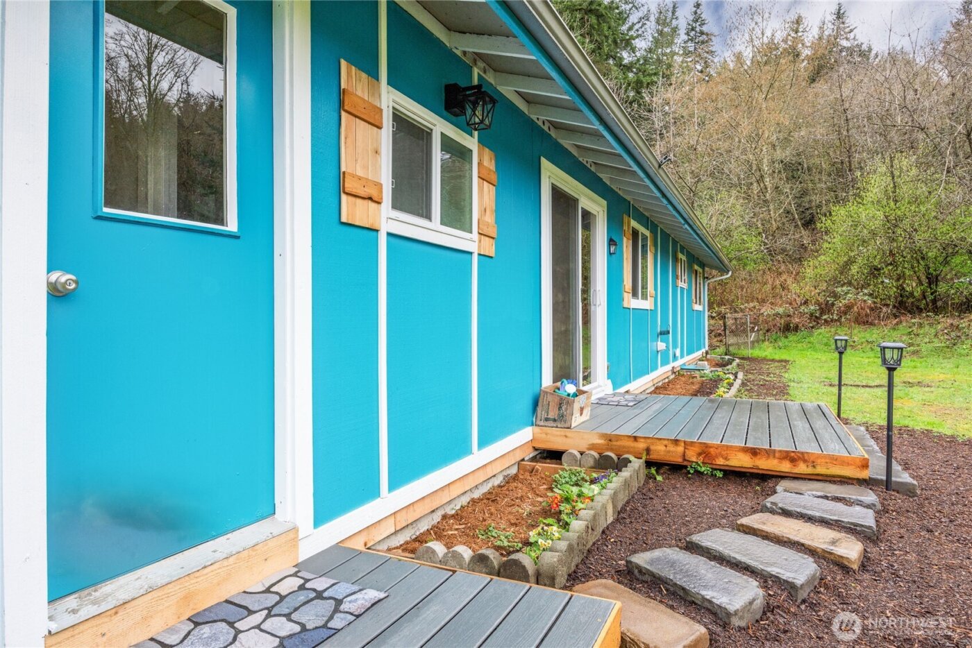 3050 NE Sawdust Hill Road , Poulsbo, WA 98370