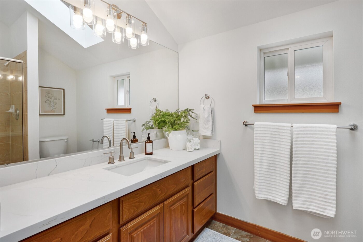 1118 NW 56th Street #A, Seattle, WA 98107