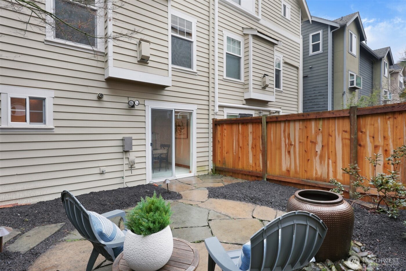 1118 NW 56th Street #A, Seattle, WA 98107