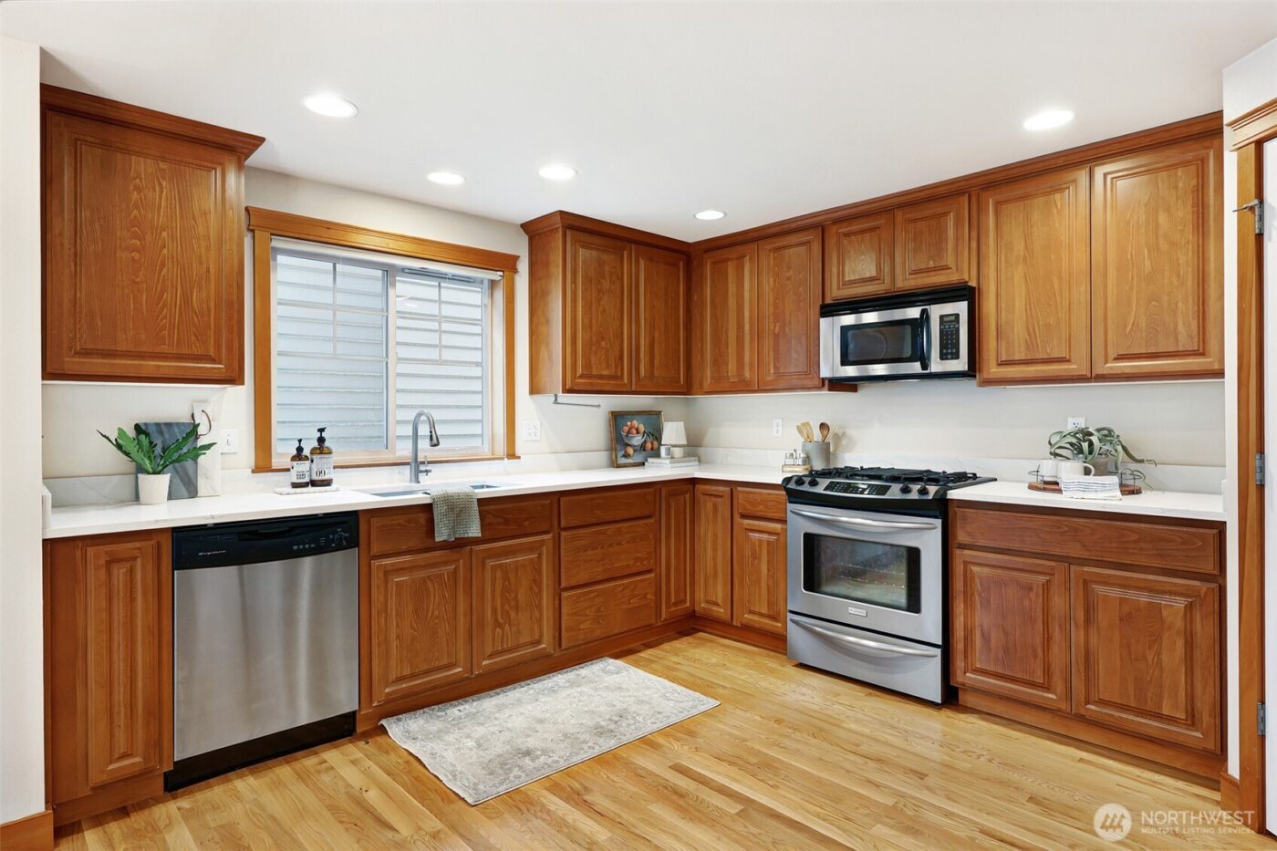 1118 NW 56th Street #A, Seattle, WA 98107