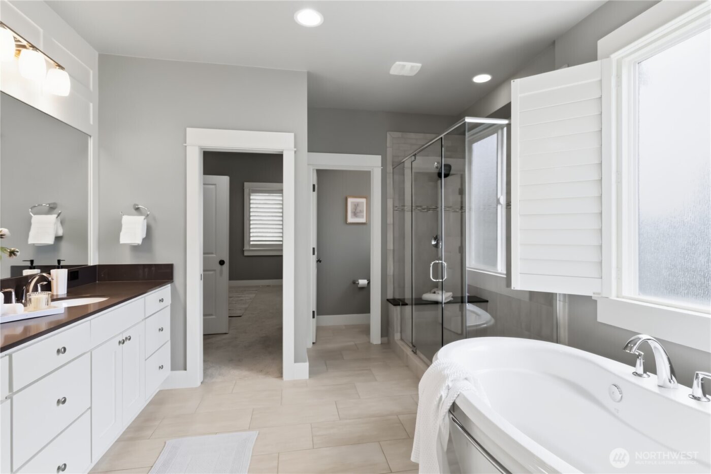 3232 112th Avenue SE, Bellevue, WA 98004