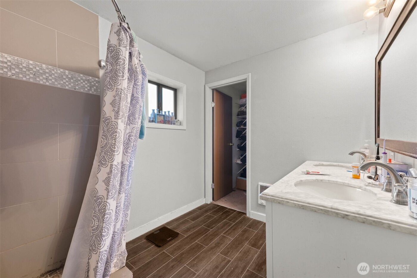 618 NW 4th Place , Battle Ground, WA 98604