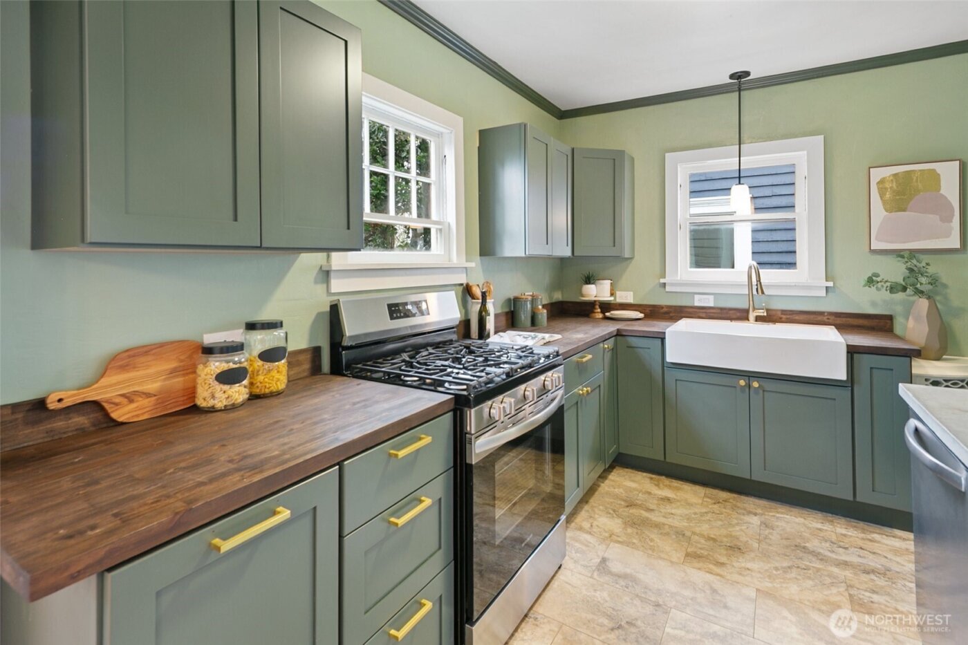 1815 29th Avenue S, Seattle, WA 98144