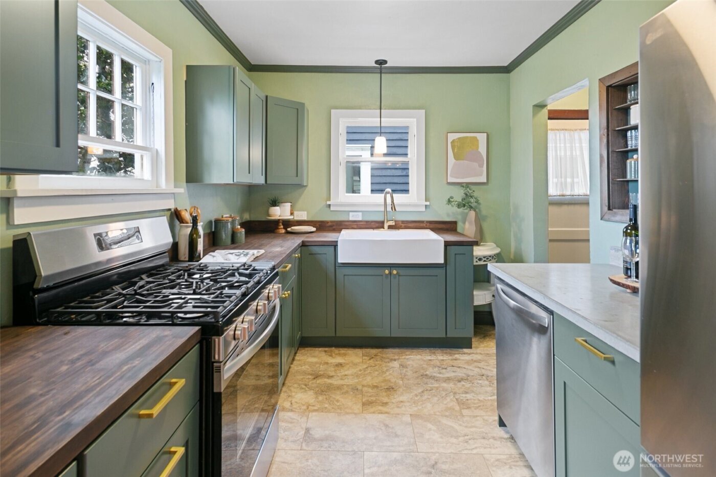 1815 29th Avenue S, Seattle, WA 98144