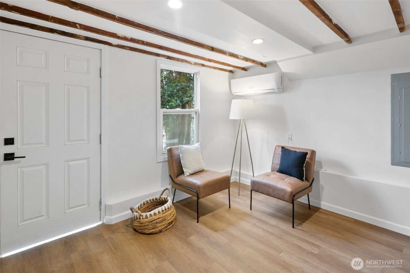 1815 29th Avenue S, Seattle, WA 98144