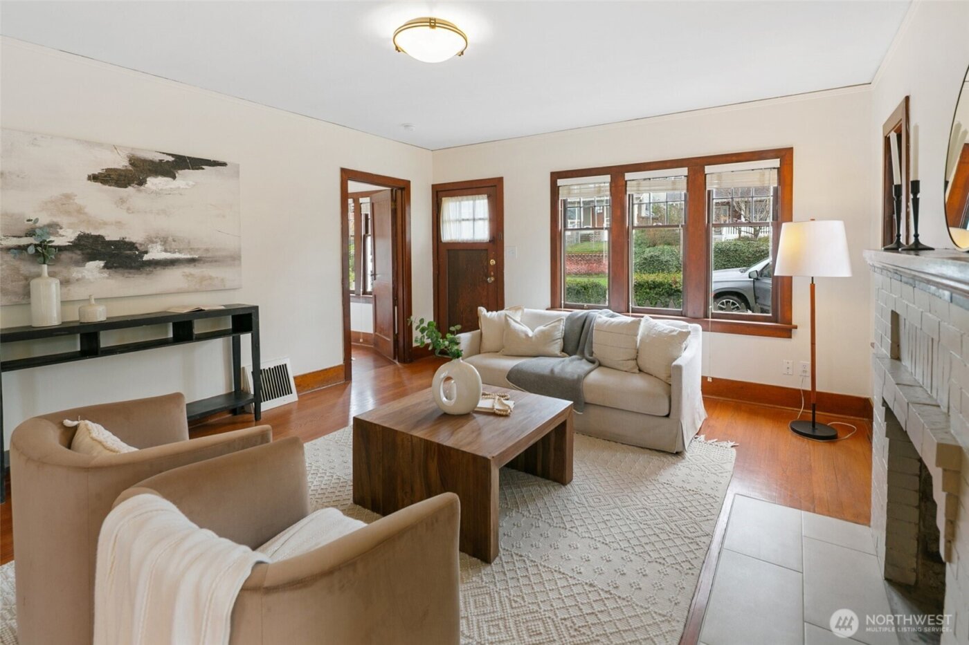 1815 29th Avenue S, Seattle, WA 98144