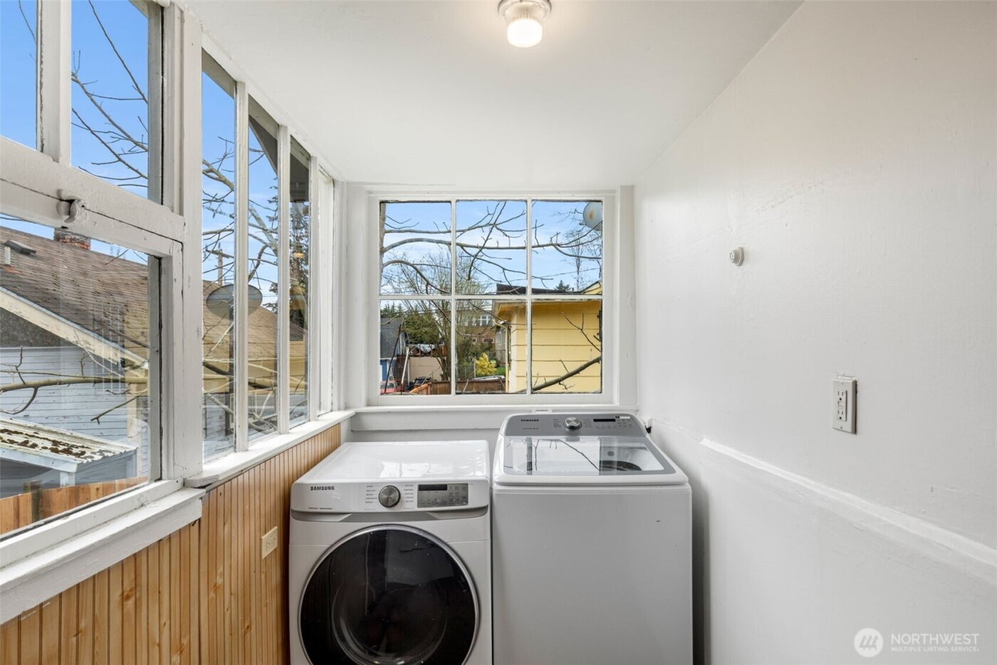 5812 46th Avenue S, Seattle, WA 98118