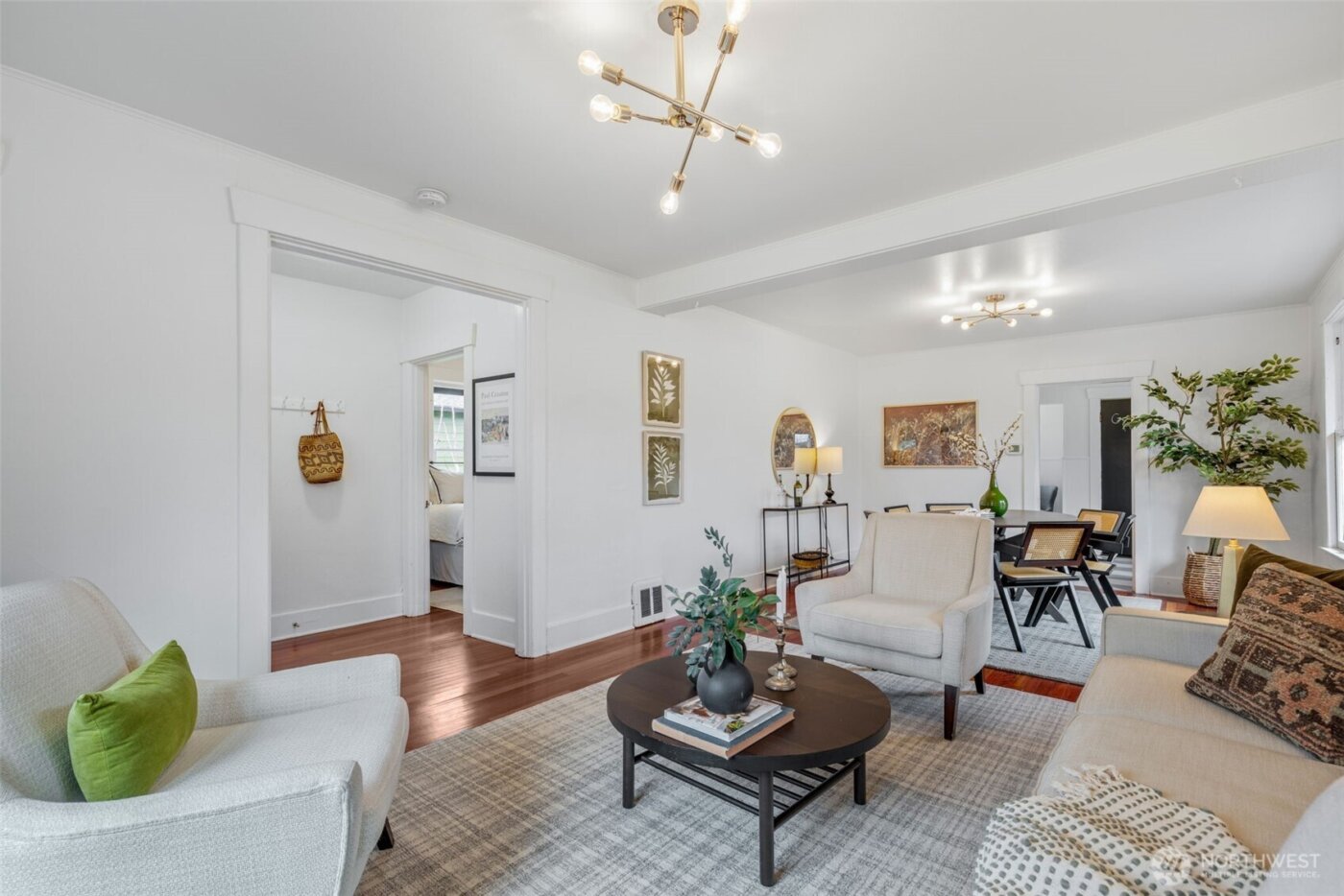 5812 46th Avenue S, Seattle, WA 98118