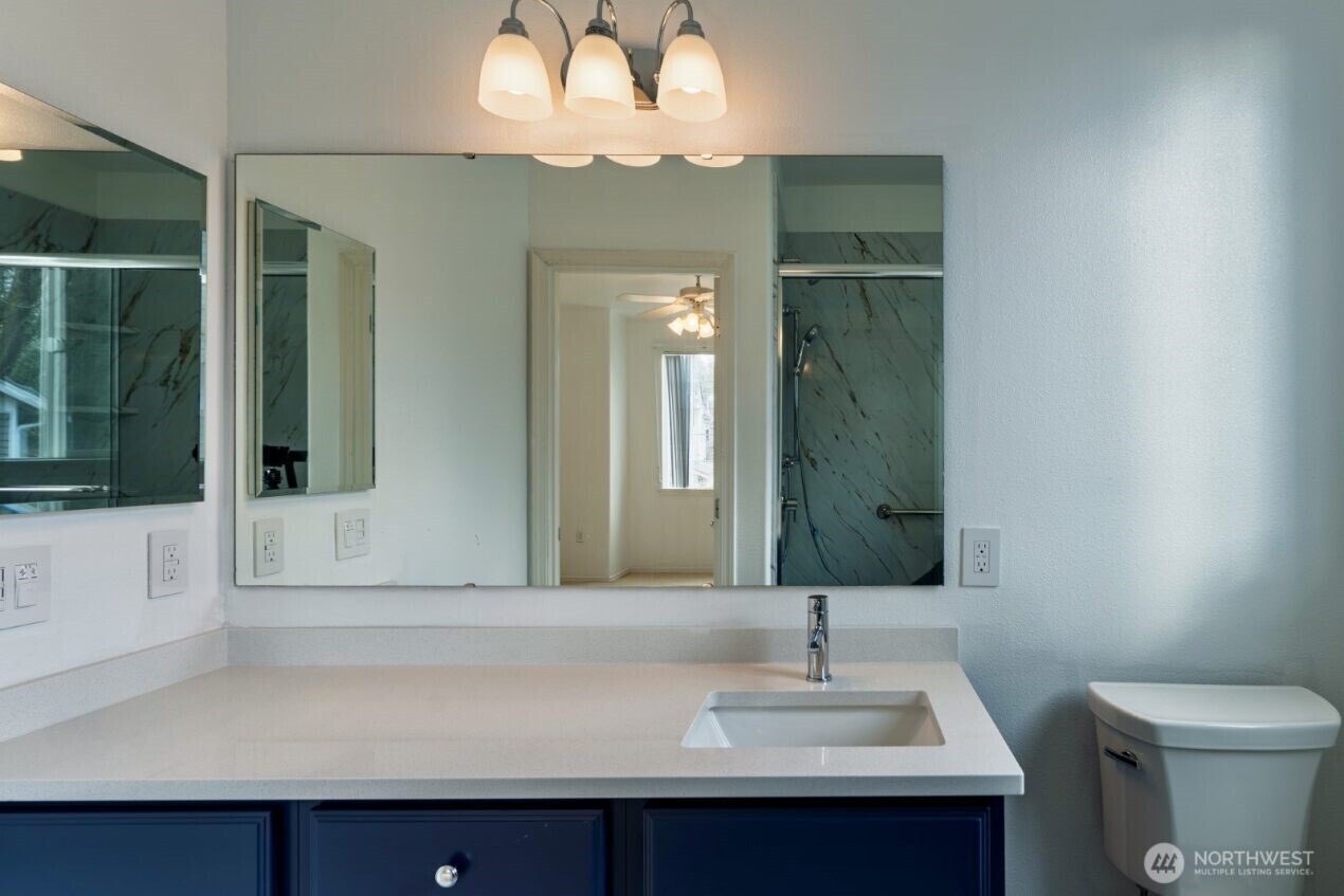 960 Lynnwood Court SE #1027, Renton, WA 98058-9384