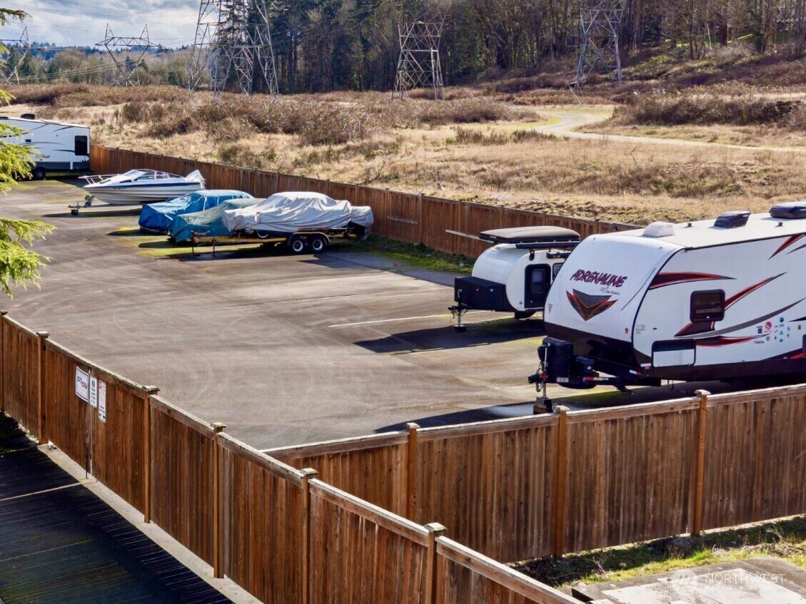 960 Lynnwood Court SE #1027, Renton, WA 98058-9384