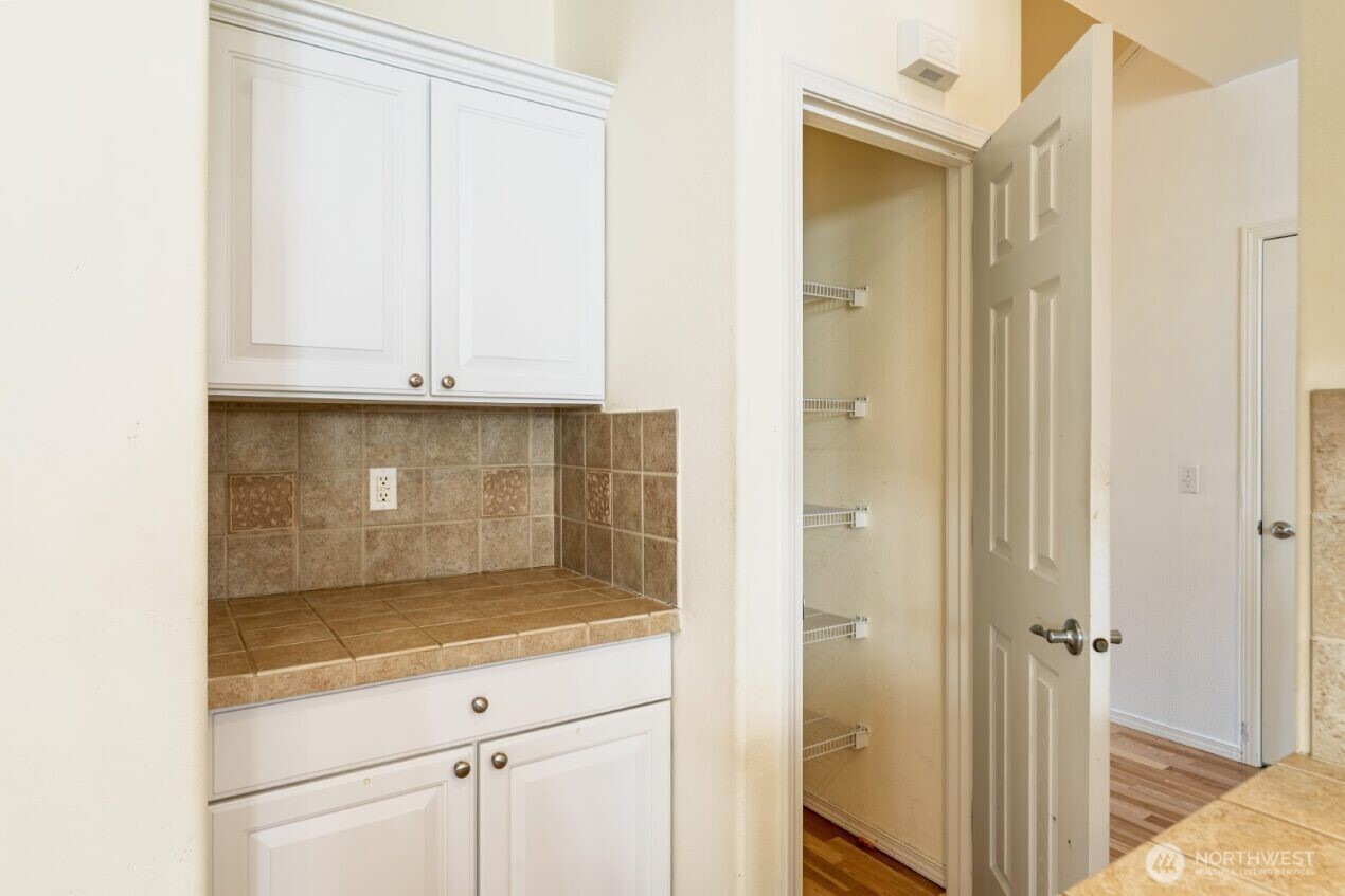 960 Lynnwood Court SE #1027, Renton, WA 98058-9384