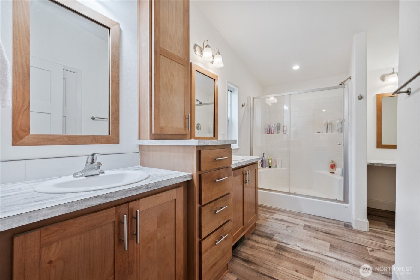 1955 Abernathy Creek Road , Longview, WA 98632