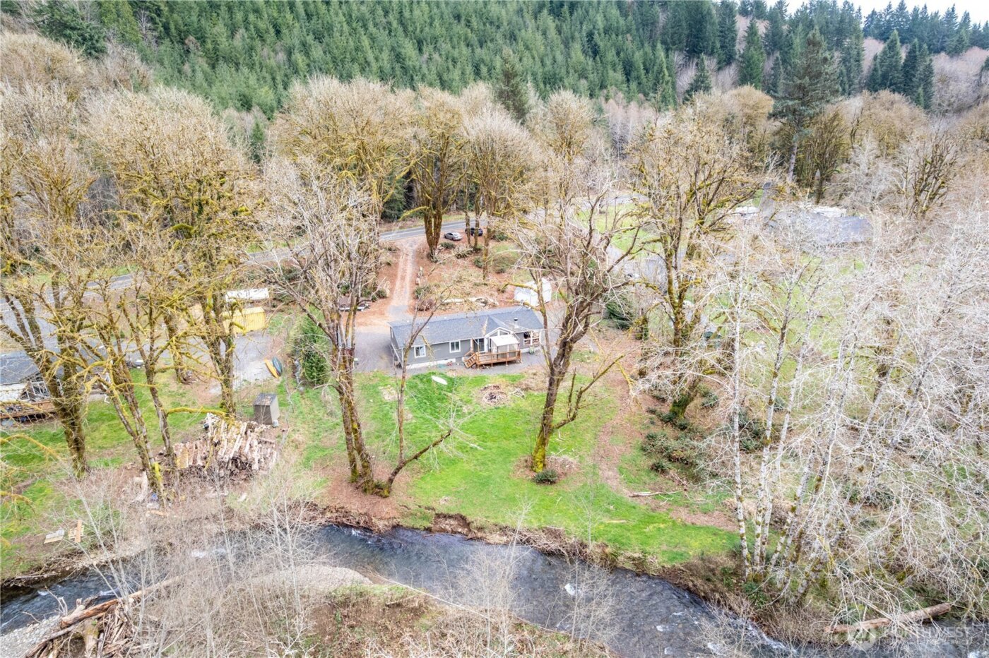 1955 Abernathy Creek Road , Longview, WA 98632